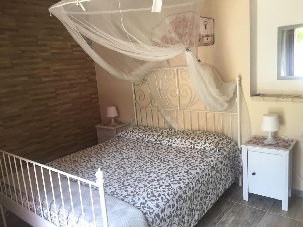 مونسيرّاتو B&B Da Manu المظهر الخارجي الصورة