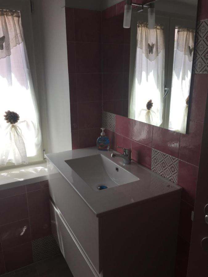 مونسيرّاتو B&B Da Manu المظهر الخارجي الصورة
