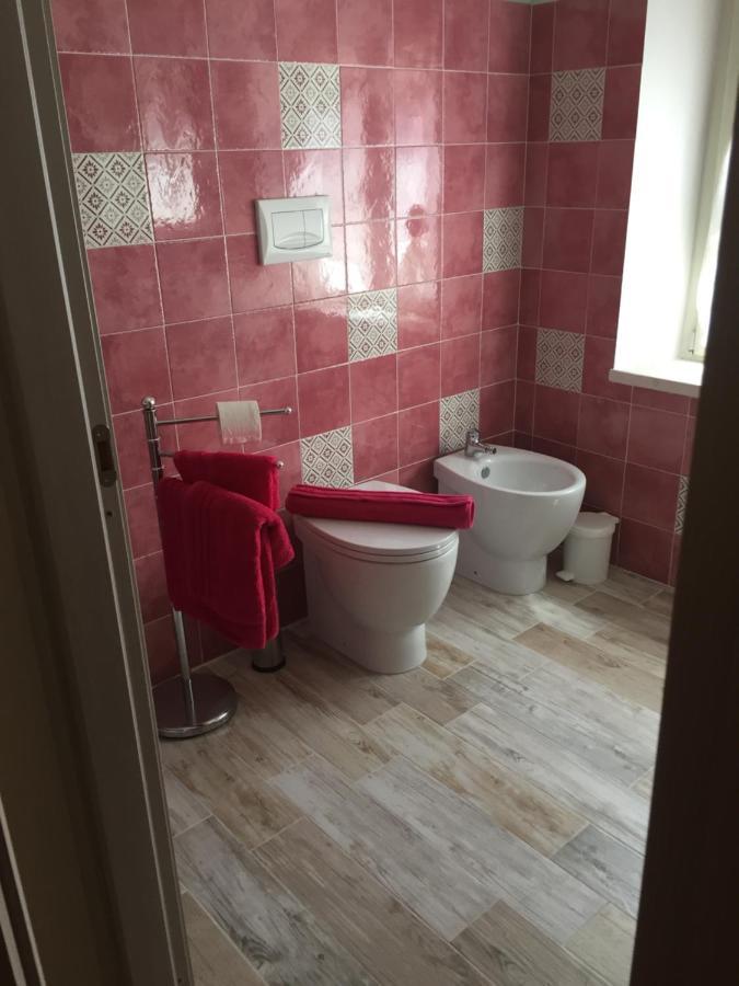مونسيرّاتو B&B Da Manu المظهر الخارجي الصورة