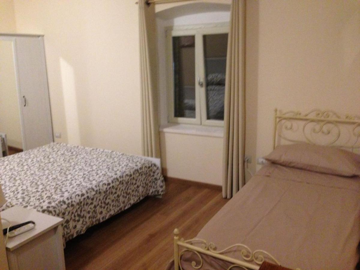 مونسيرّاتو B&B Da Manu المظهر الخارجي الصورة