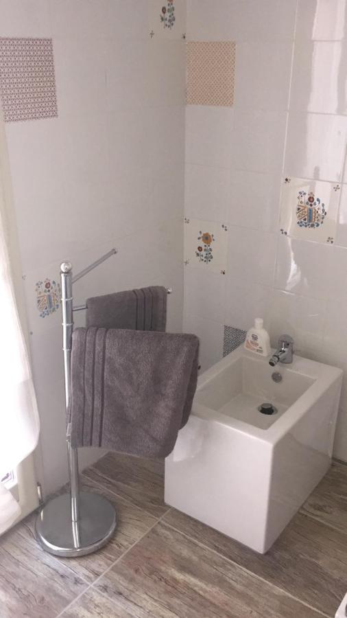مونسيرّاتو B&B Da Manu المظهر الخارجي الصورة